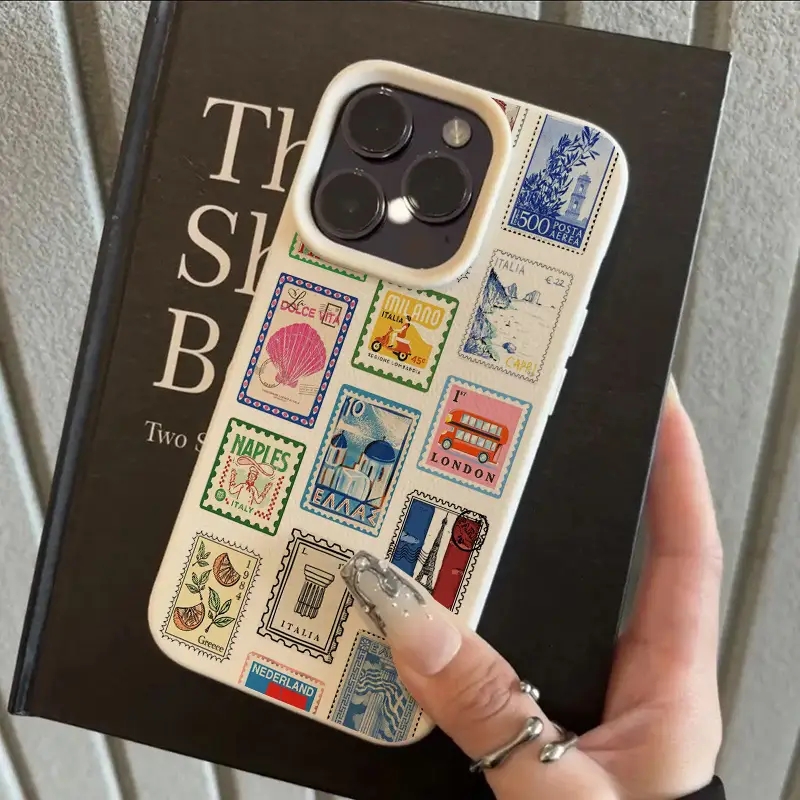 Vibrant Retro Stamp Lichee Des - Apple Iphone 15 recension och pris